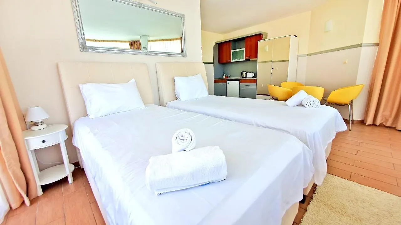 Favorit Aparthotel Sunny Beach
