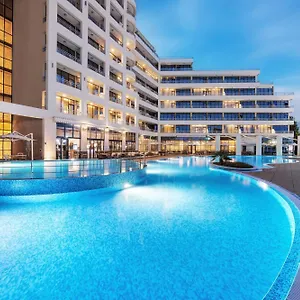 Globus Hotel