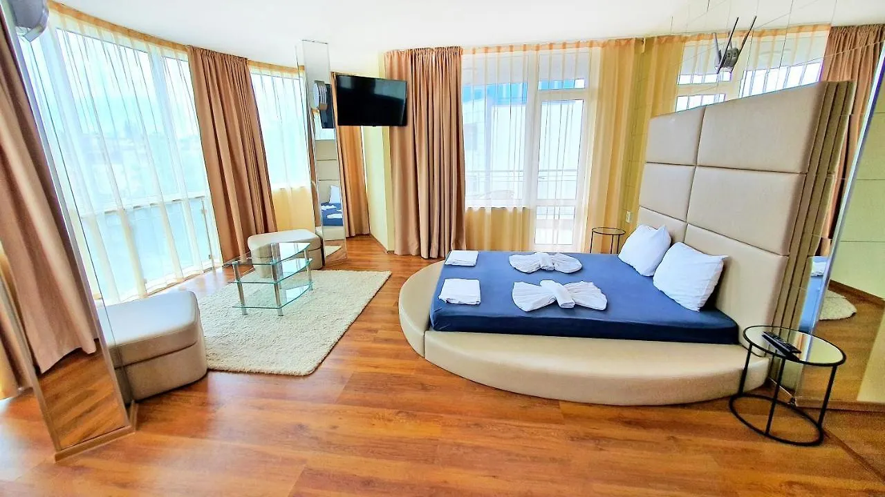Favorit Aparthotel Slantschew brjag 3*,  Bulgarien