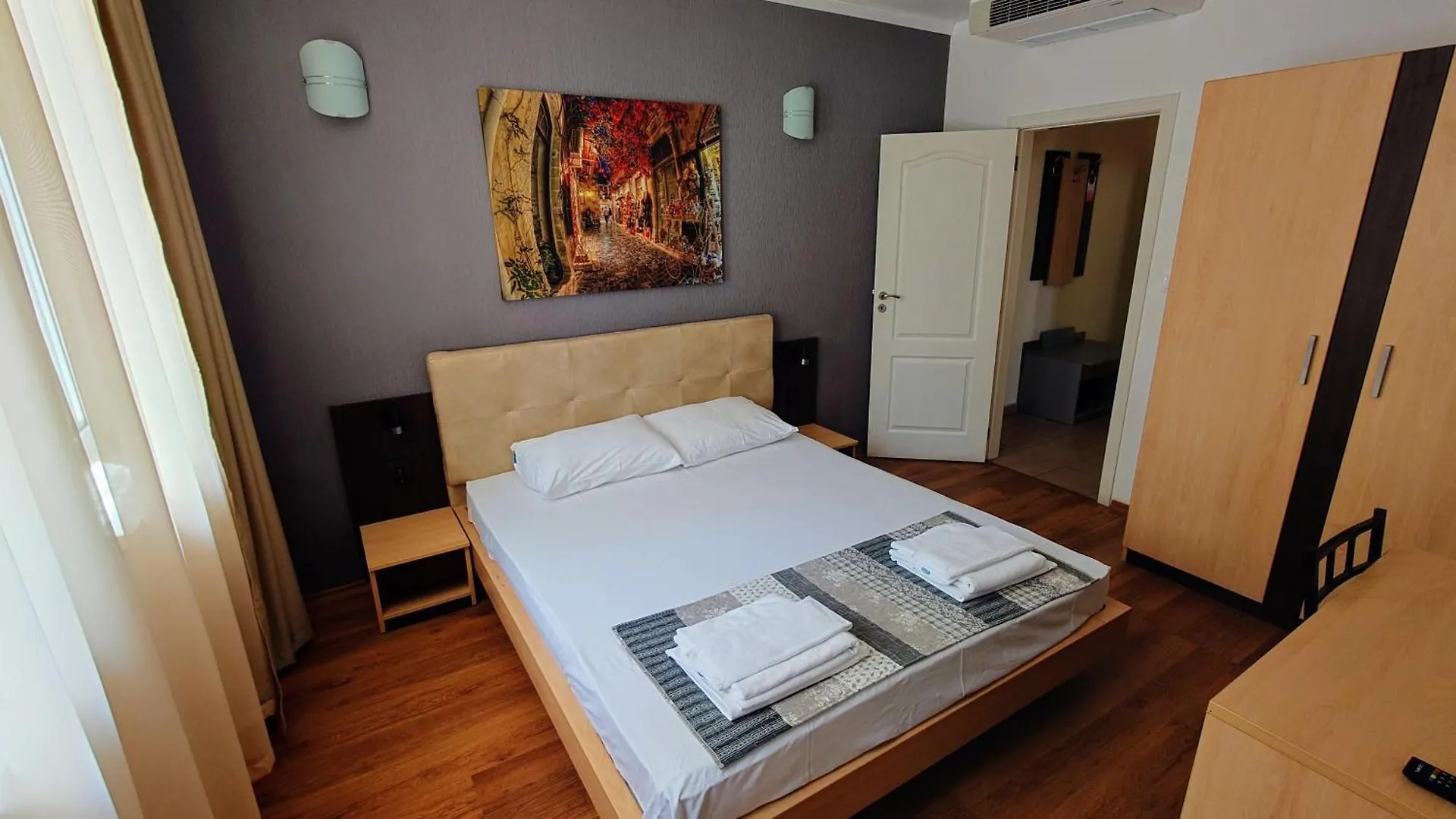 Favorit Aparthotel Slantschew brjag 3*,
