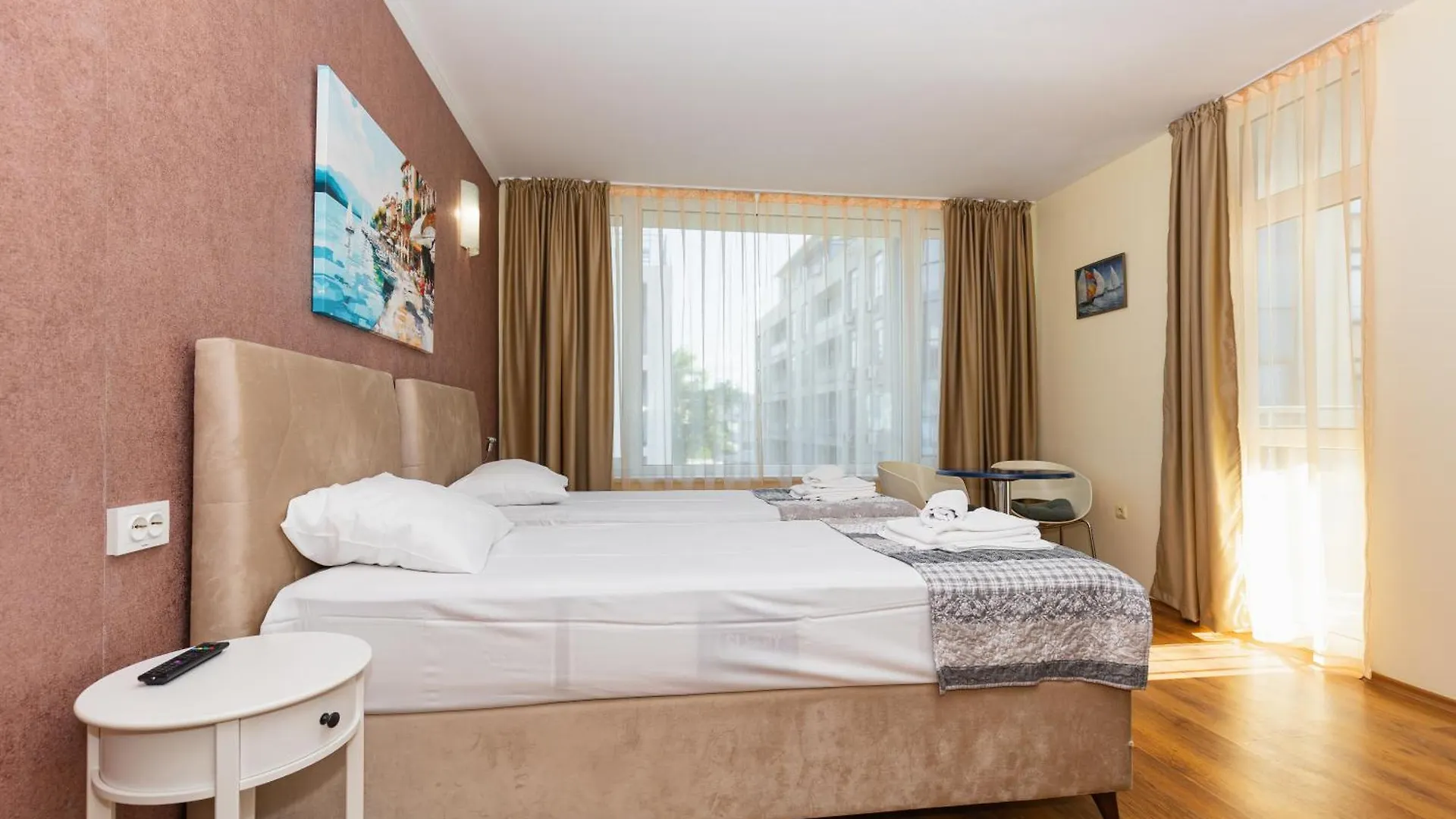 Favorit Aparthotel Sunny Beach