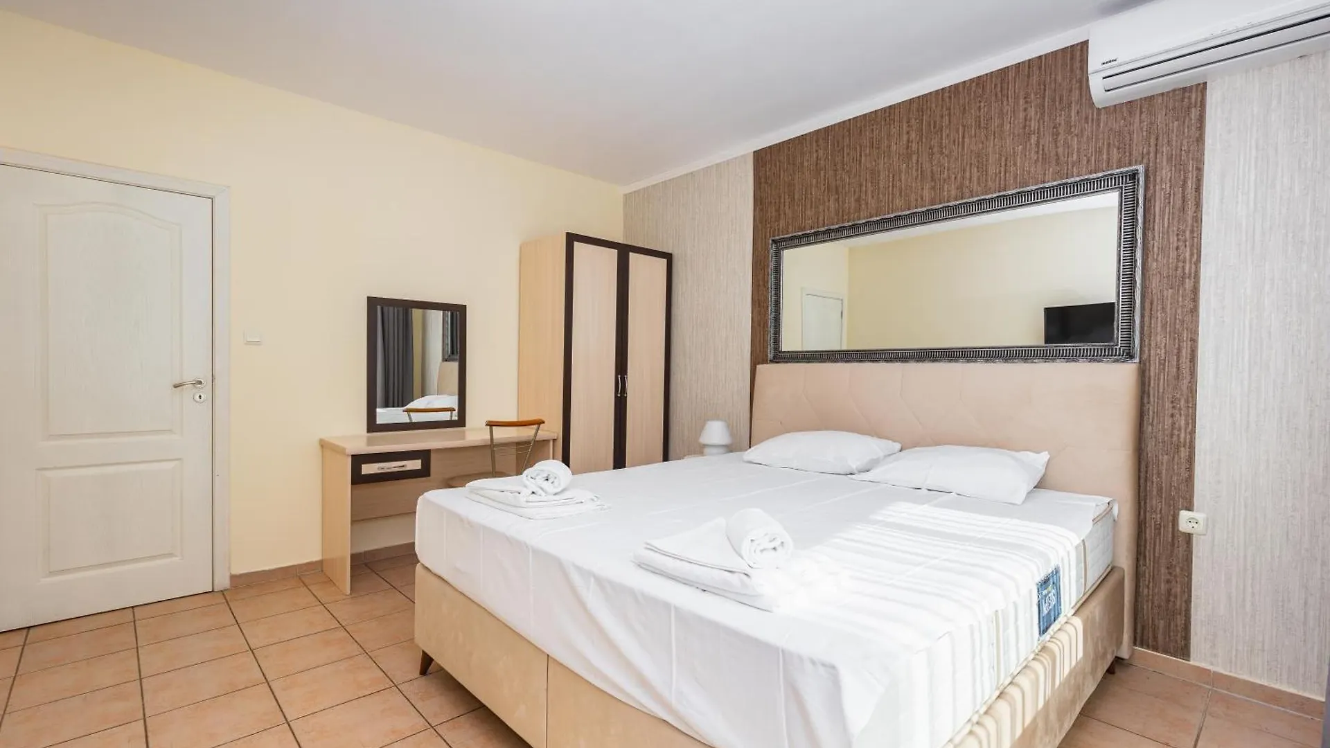 Favorit Aparthotel Sunny Beach