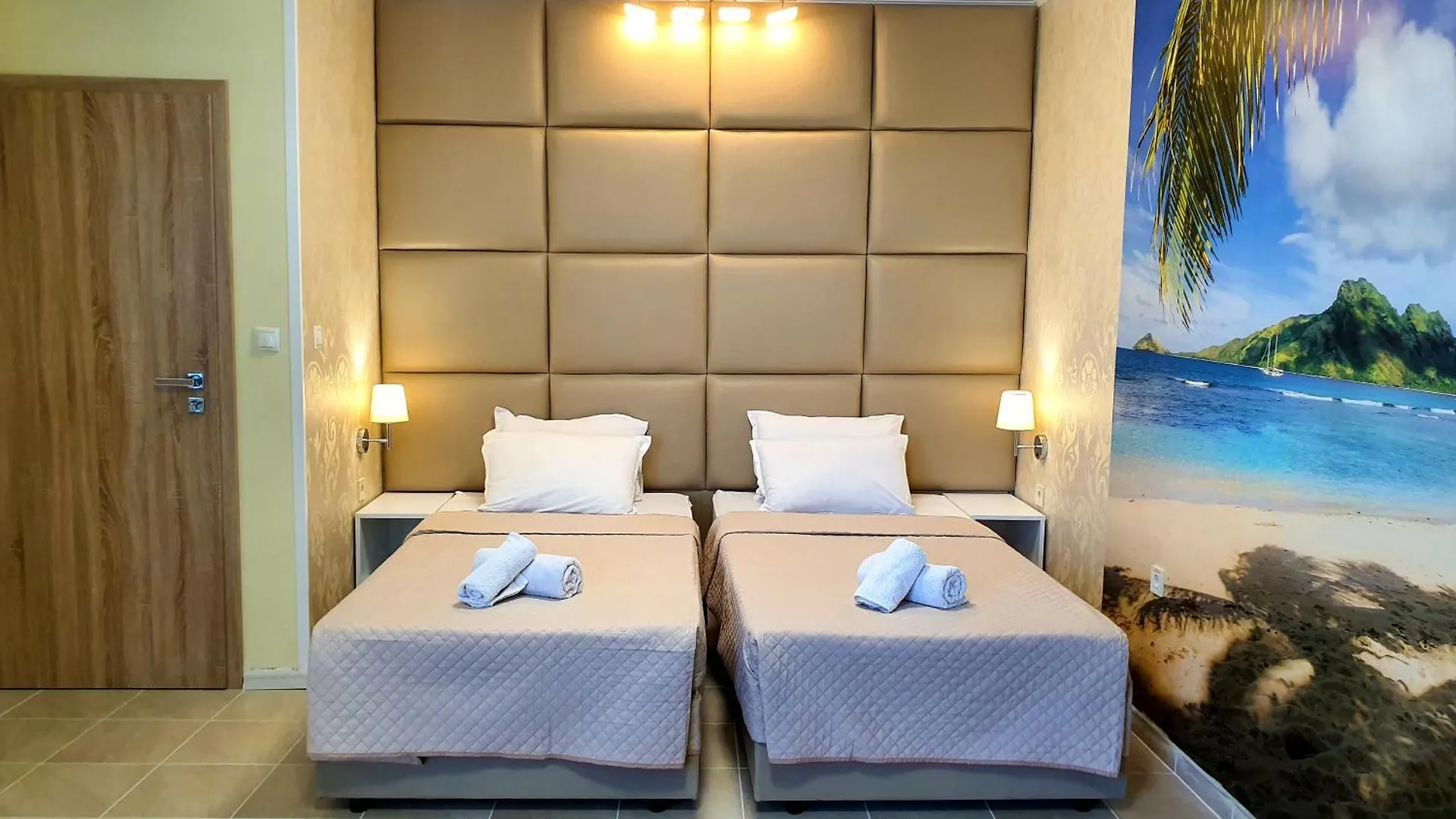 Favorit Aparthotel 阳光海滩